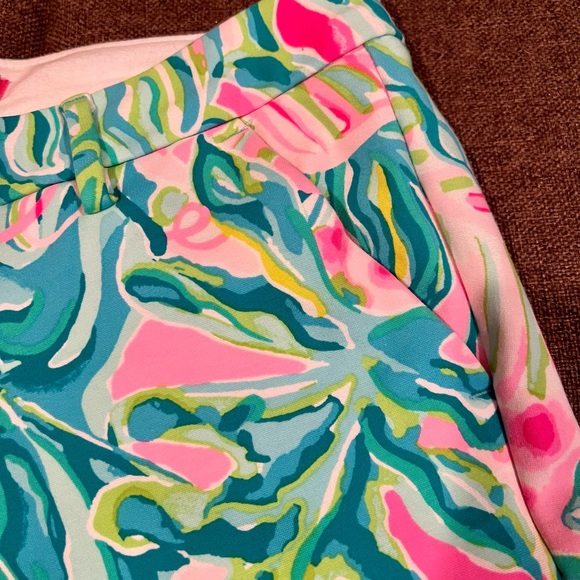 Lilly Pulitzer shorts - Picture 5 of 12